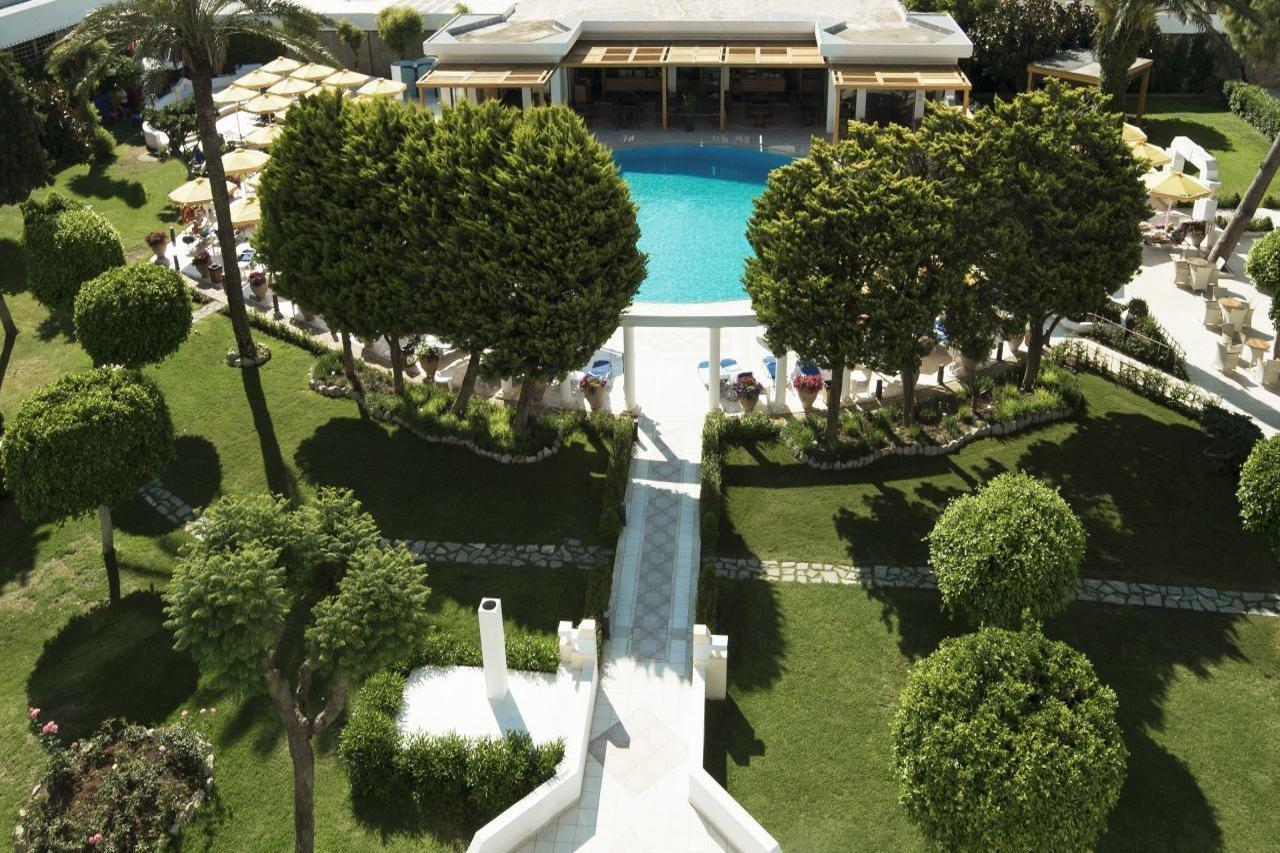 Mitsis Grand Hotel Rhodes City Luaran gambar The resort's pool