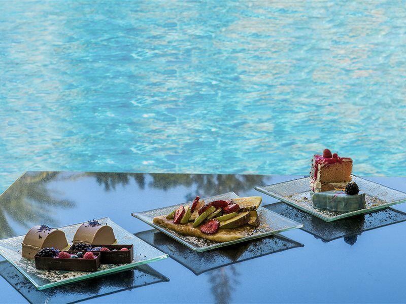 Mitsis Grand Hotel Rhodes City Luaran gambar A selection of desserts